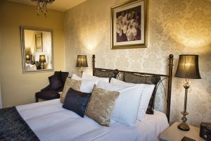 Dunkery Beacon Country House bedroom